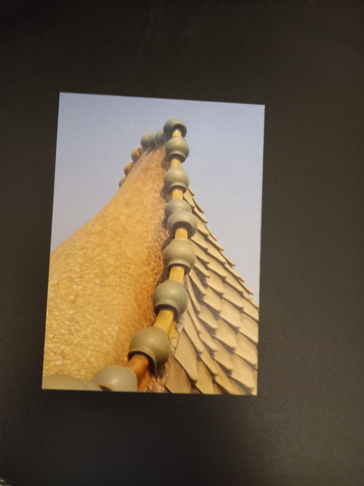 2 kunstkaarten  Gaudi.  Ongelopen, Verzamelen, Verzenden, 1980 tot heden, Ongelopen, Sterren en Beroemdheden