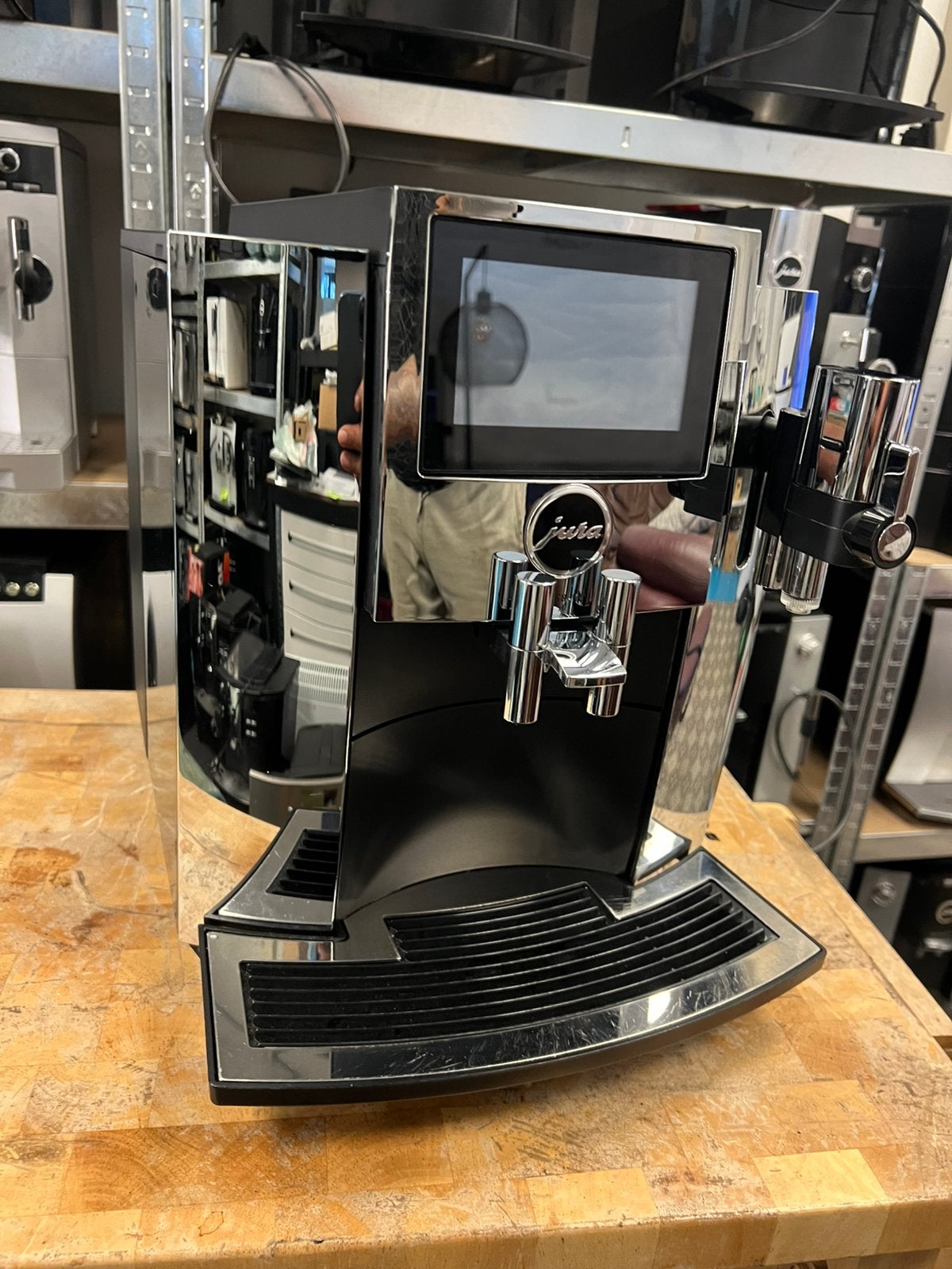 Jura s 8, Kundendienst@jura.com, JURA Elektroapparate AG * Adres: Kaffeeweltstrasse 10, 10 kopjes of meer, Koffiemachine