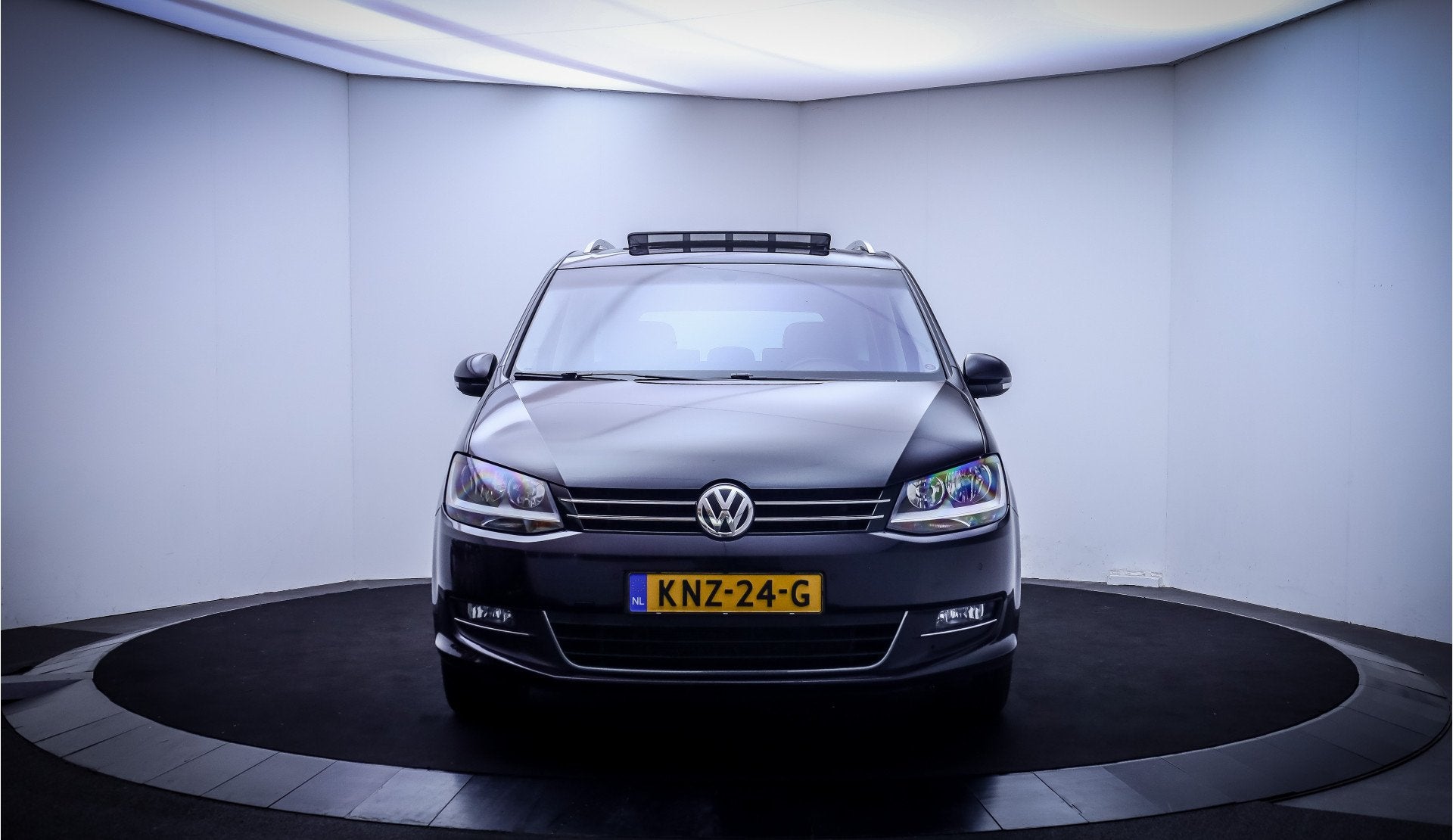 Volkswagen Sharan 1.4 TSI Dsg 7p HIGHLINE Exclusive PANO | A, Zwart, 4 cilinders, 150 pk, 7 stoelen
