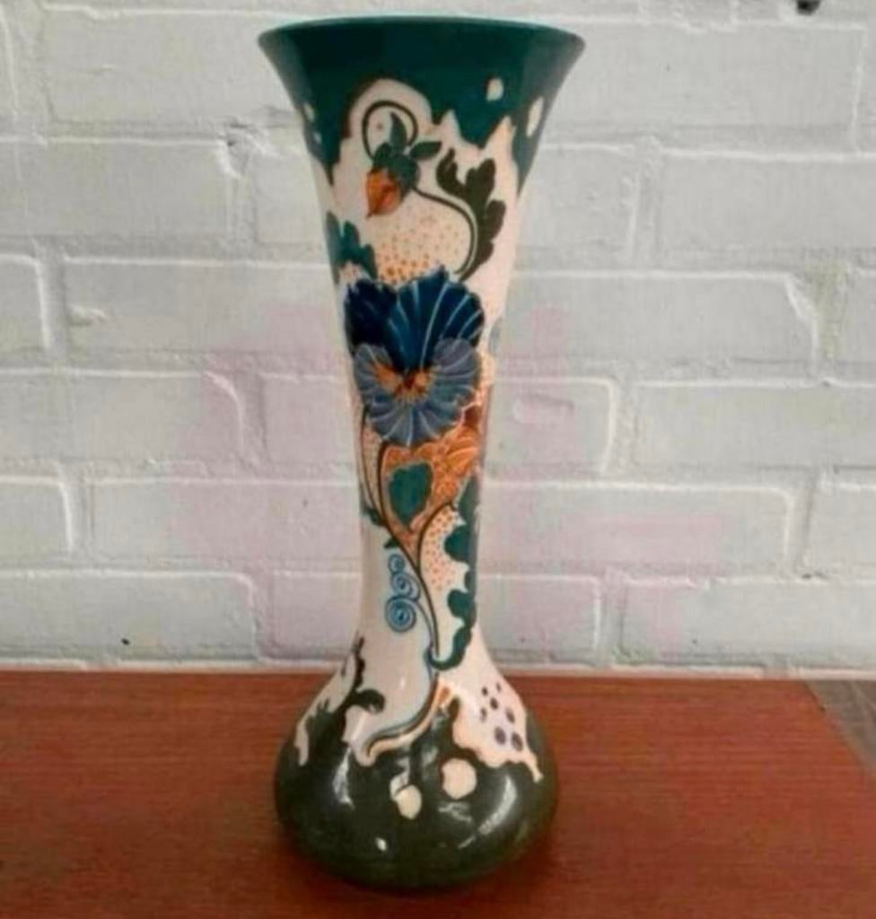 Plateel vaas Arnhemsche Fayencefabriek Jan Pensée., Antiek en Kunst, Ophalen of Verzenden