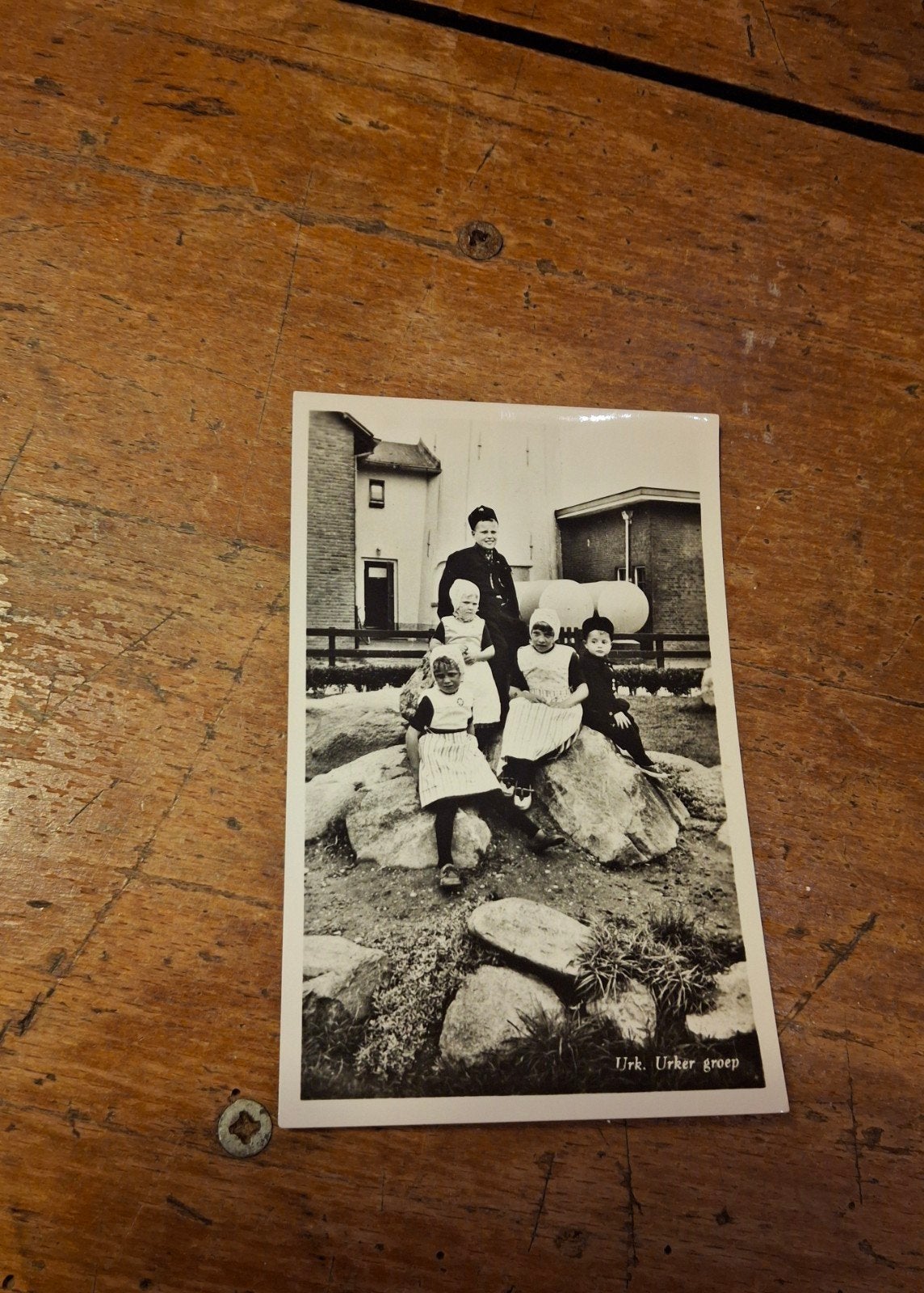 Oude foto Urker groep in klederdracht, Ophalen of Verzenden