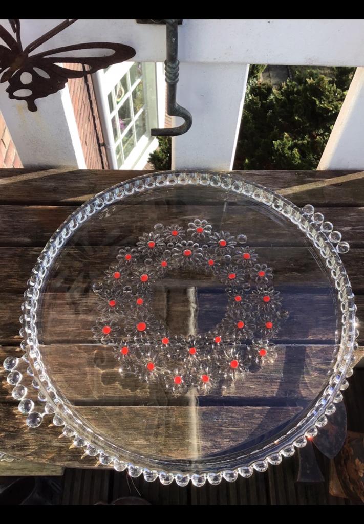 Platte glazen taartschaal bloemen, rood Walther glas Fabiola, Ophalen of Verzenden, Zo goed als nieuw, Rond, Glas