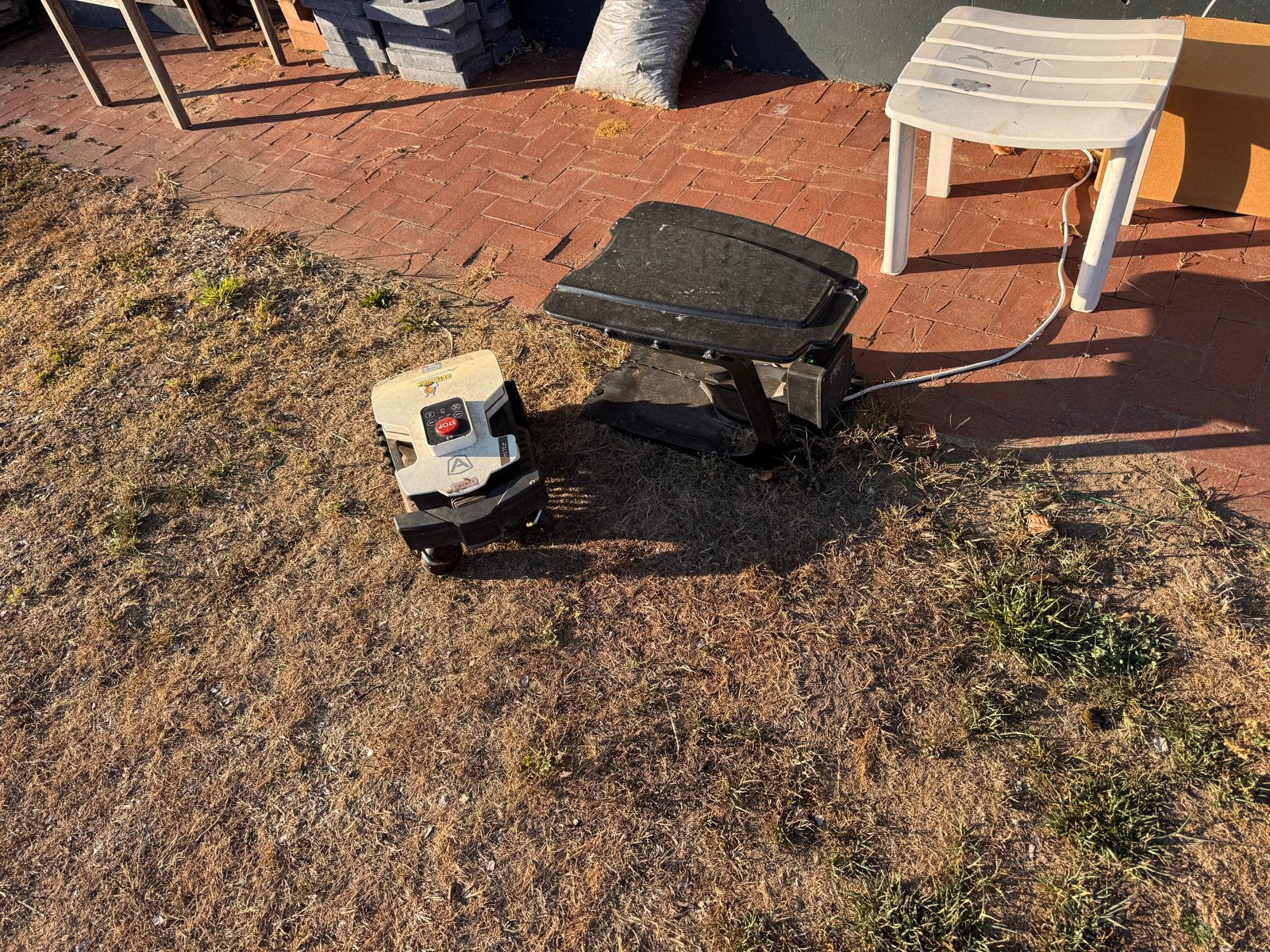 Ambrogio Robotmaaier - Elite Twenty, Tuin en Terras, Grasmaaiers, Ophalen, Gebruikt, Accu-grasmaaier