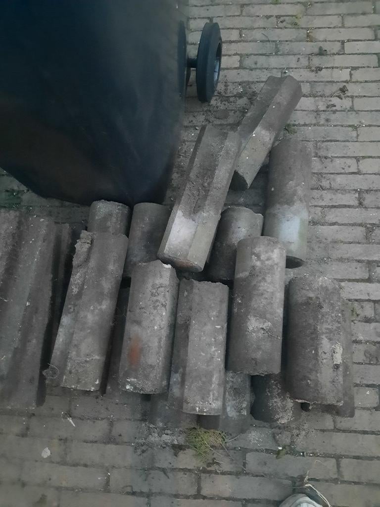 Betonnen paaltjes (200-250 stuks) voor tuin en afscheiding, Tuin en Terras, Grind, Keien en Split, Ophalen