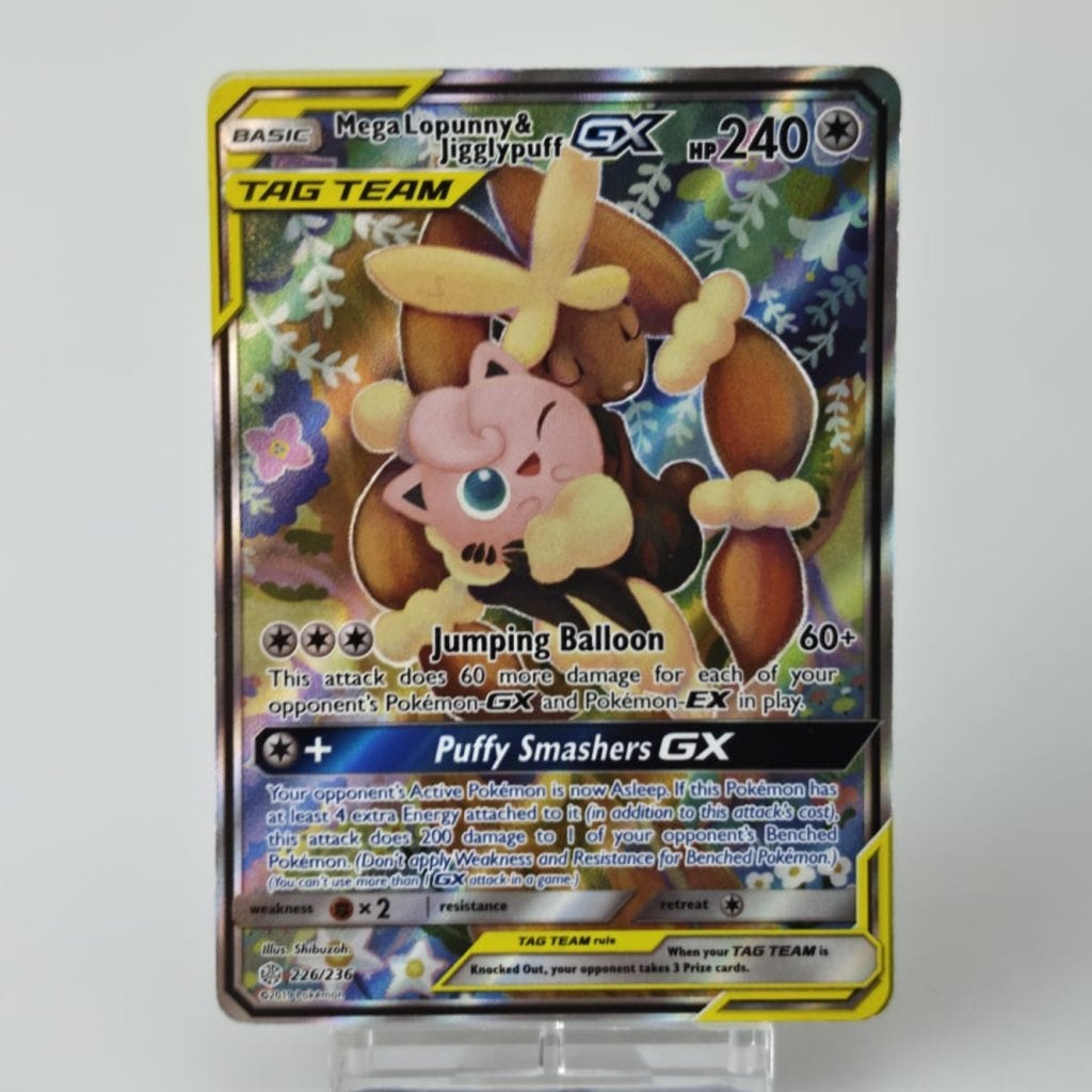 TCG Mega Lopunny & Jigglypuff GX CEC 226 GD in Toploader, Zo goed als nieuw