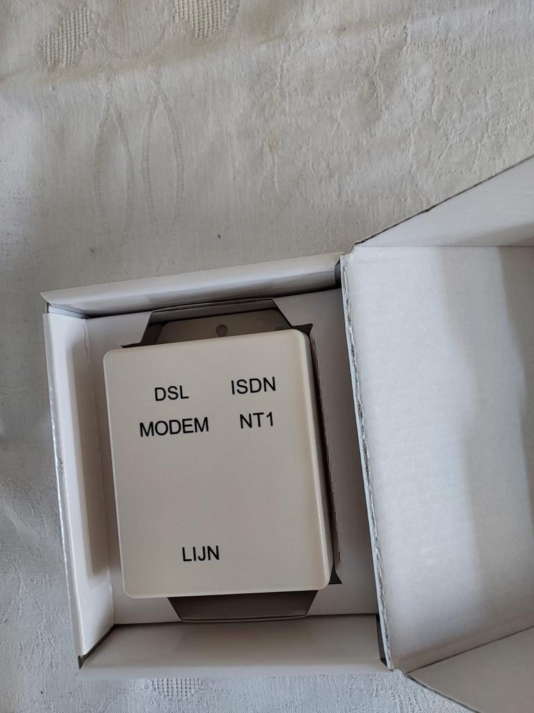DSL ISDN NT1 Modem Splitter - Nieuw in doos, Ophalen, Zo goed als nieuw