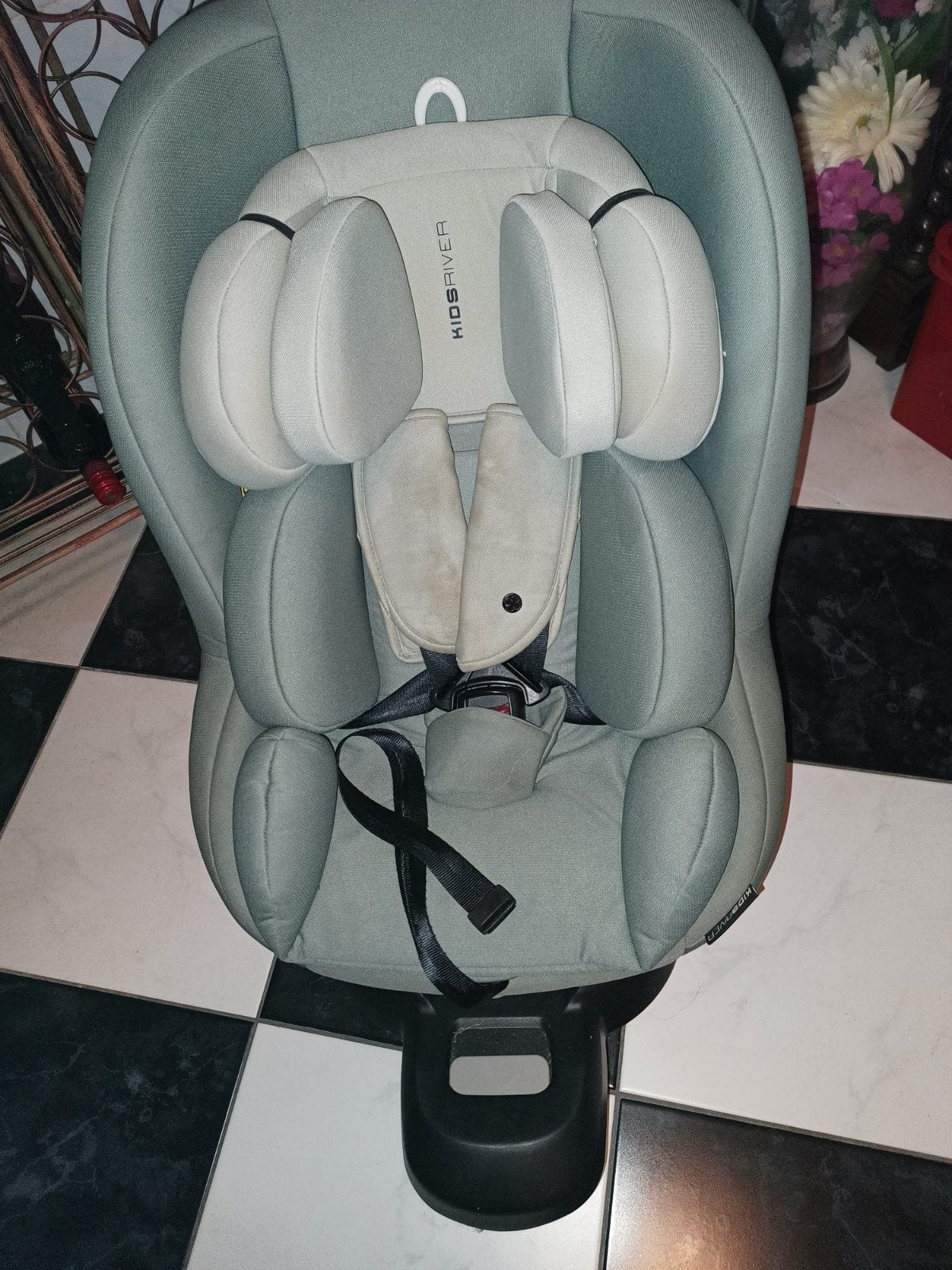 KIDS RIVER autostoel - Groen/Grijs - Zo goed als nieuw, Overige merken, Autogordel, 0 t/m 18 kg, Verstelbare rugleuning