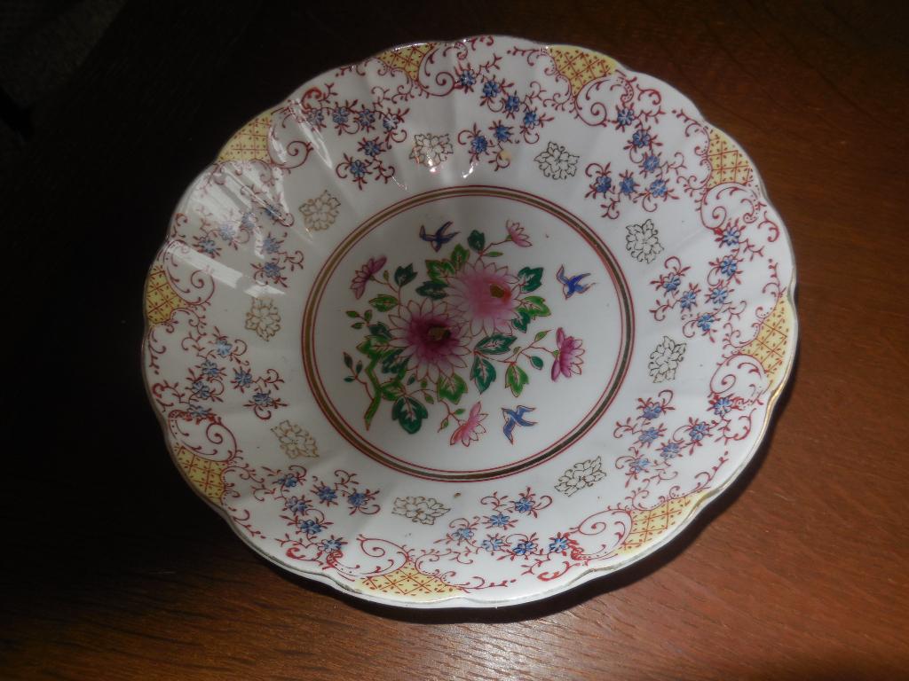 Fruitschaaltje, Ophalen, Porselein of Keramiek, Schaal, Rond