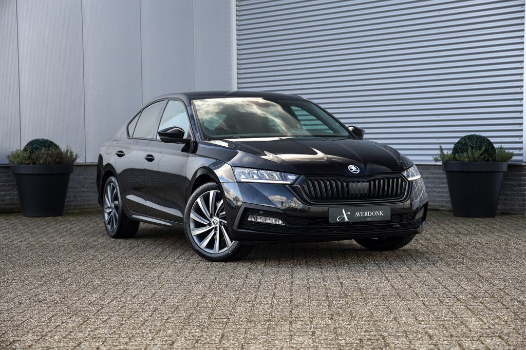 Skoda Octavia 1.0 TSI 110PK Sport Black Edition NAP|Sportst|, Auto's, Skoda, Bedrijf, Te koop, Octavia, ABS, Airbags, Airconditioning