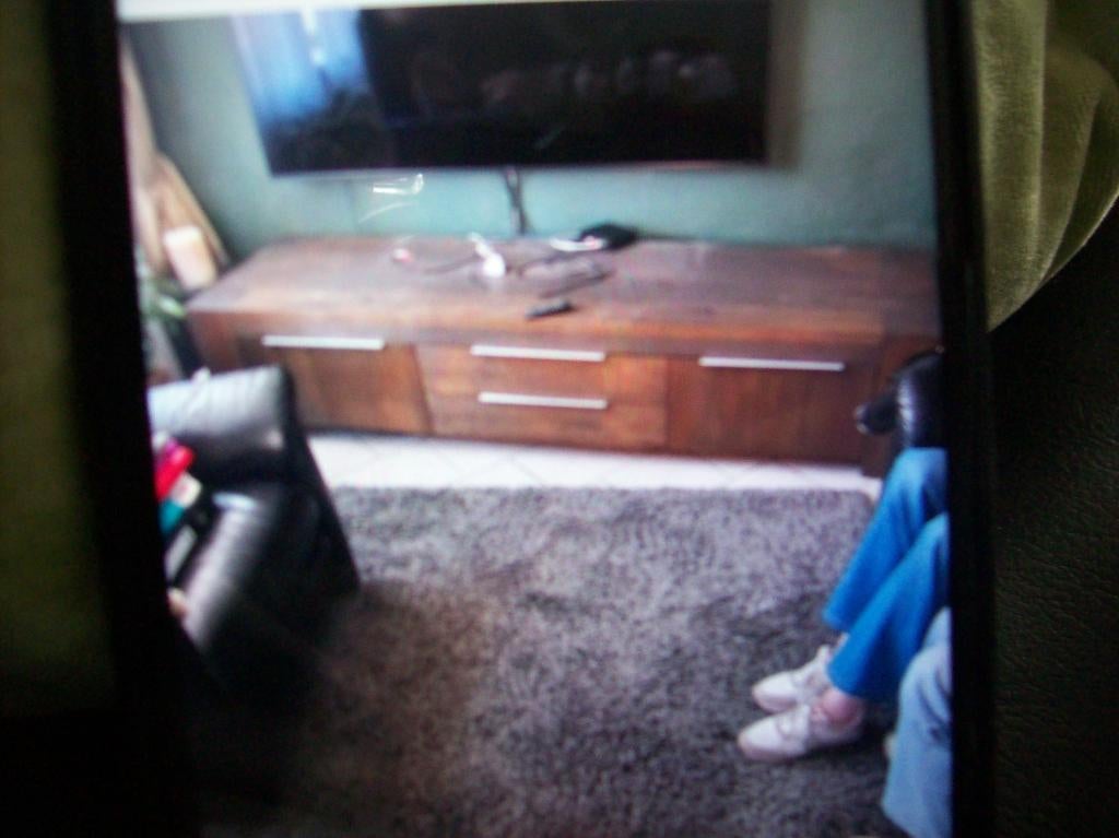 tv kast  gratis, Huis en Inrichting, Ophalen, Zo goed als nieuw, 200 cm of meer, Minder dan 100 cm