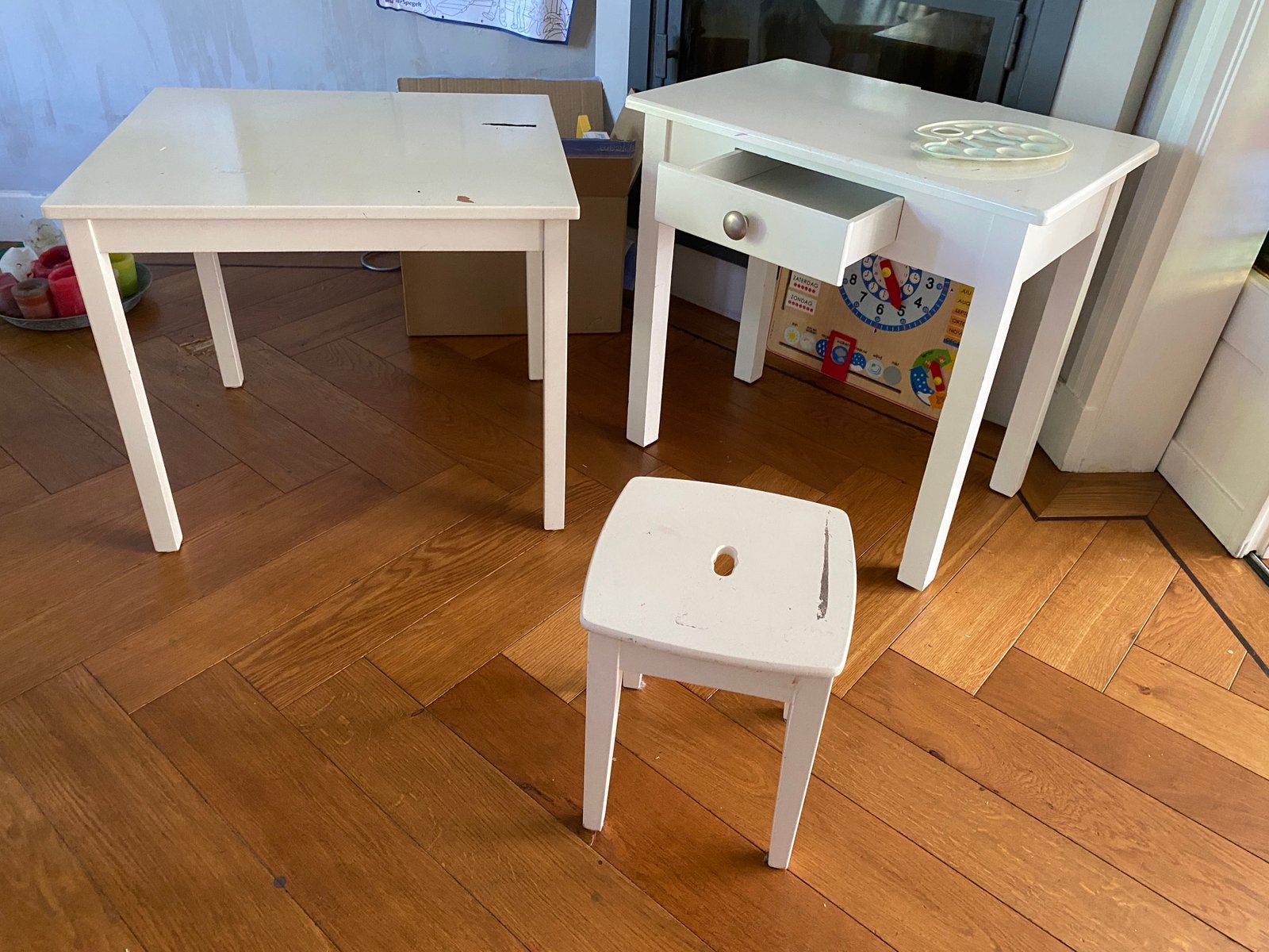 Knutsel, teken, werkbank , make up tafel, Kinderen en Baby's, Kinderkamer | Tafels en Stoelen, Ophalen, Zo goed als nieuw, Tafel(s) en Stoel(en)