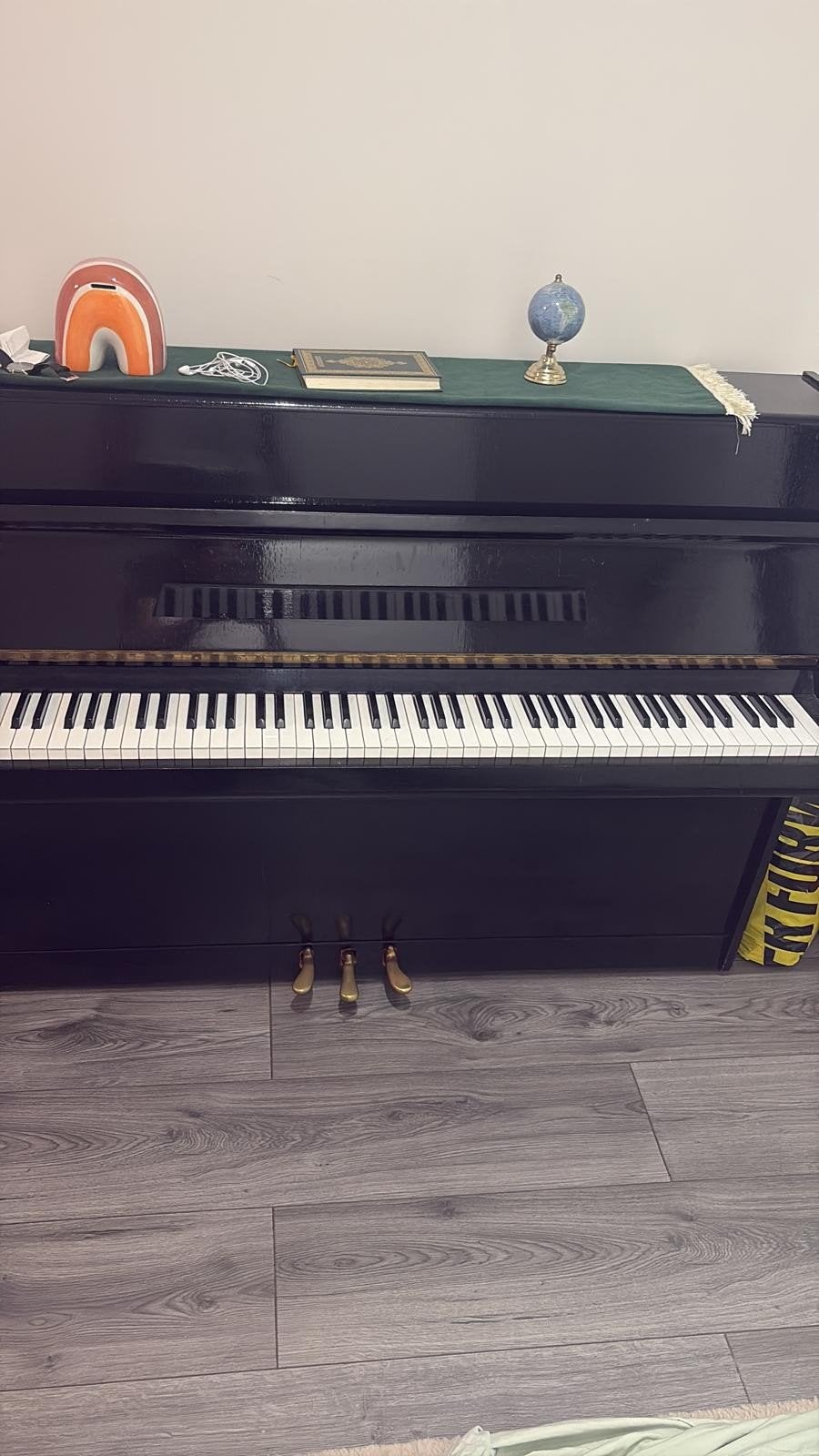 Lindbergh piano zwart hoogglans – nette staat, Muziek en Instrumenten, Piano's, Ophalen of Verzenden, Gebruikt, Zwart, Hoogglans