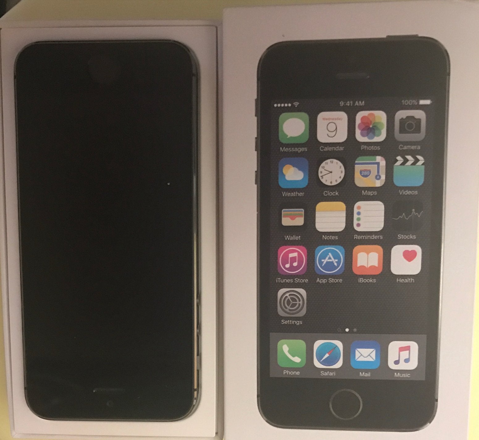 Apple iPhone 5S 16GB Zwart met doos en accessoires, Ophalen, Gebruikt, 16 GB, Zwart