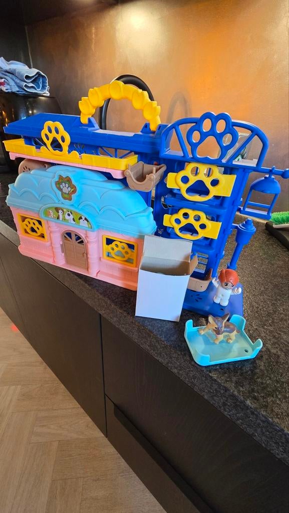Leuk Dierenarts Speelset met Huis en Accessoires, Ophalen, Gebruikt, Jongen of Meisje