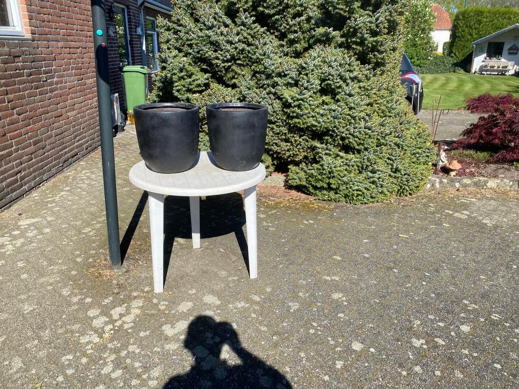 Twee prachtige xxl potten, Ophalen, Zo goed als nieuw, Rond, Kunststof