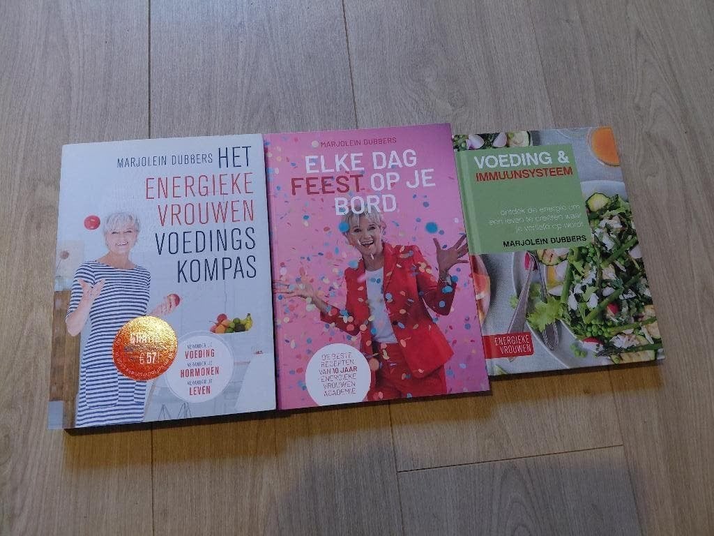 3 x Marjolein Dubbers - Voeding & Immuunsysteem & Elke dag f, Boeken, Ophalen of Verzenden, Zo goed als nieuw