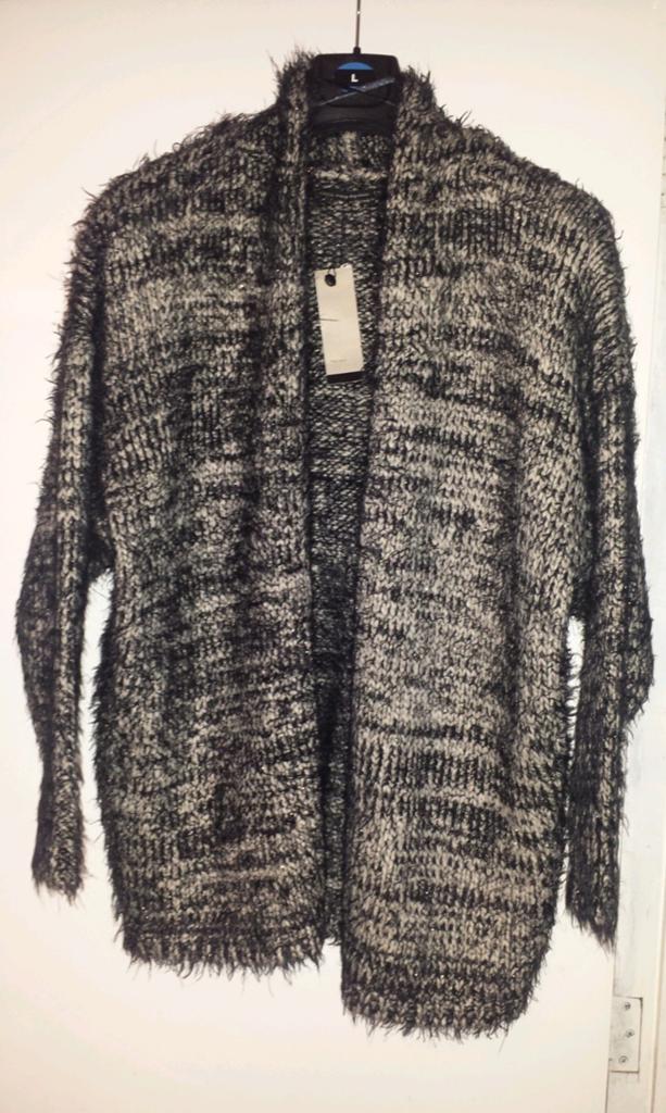 Zwart/beige pluizig vest - Feather Cardi - Steps - Zara 💫, Zwart, Maat 42/44 (L), Nieuw, Ophalen of Verzenden