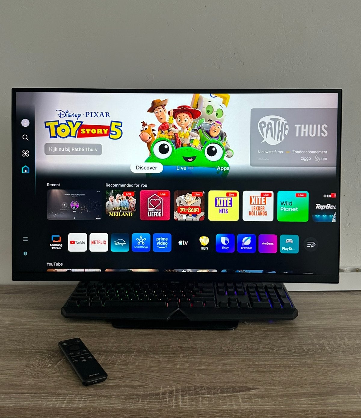 Samsung Odyssey G7 Smart Monitor 27 inch, LED, 120 Hz, Zo goed als nieuw, Samsung