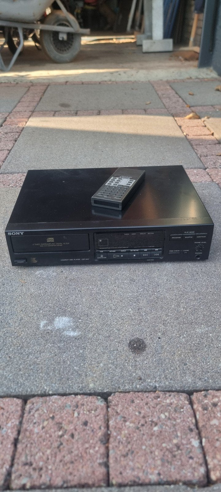 Sony CDP-M47 CD Speler met afstandsbediening, Ophalen