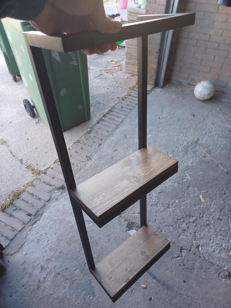 Stijlvol wandrekje - metaal en hout, Huis en Inrichting, Woonaccessoires | Wandplanken en Boekenplanken, Ophalen of Verzenden