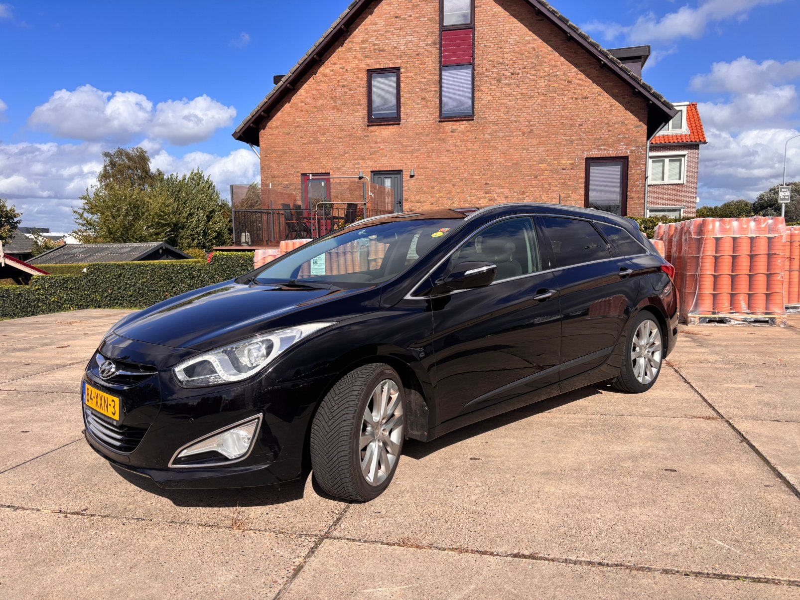 Hyundai i40 1.7 Crdi 100KW Stationwagon AUT 2012 Zwart, Auto's, Hyundai, Automaat, 4 cilinders, 700 kg, 1685 cc