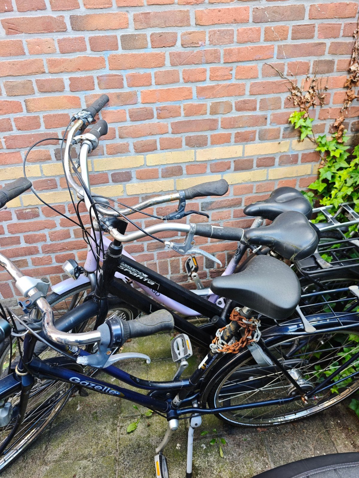 Sparta fiets met lekke band (kan geplugd worden), Fietsen en Brommers, Ophalen, Gebruikt, Sparta
