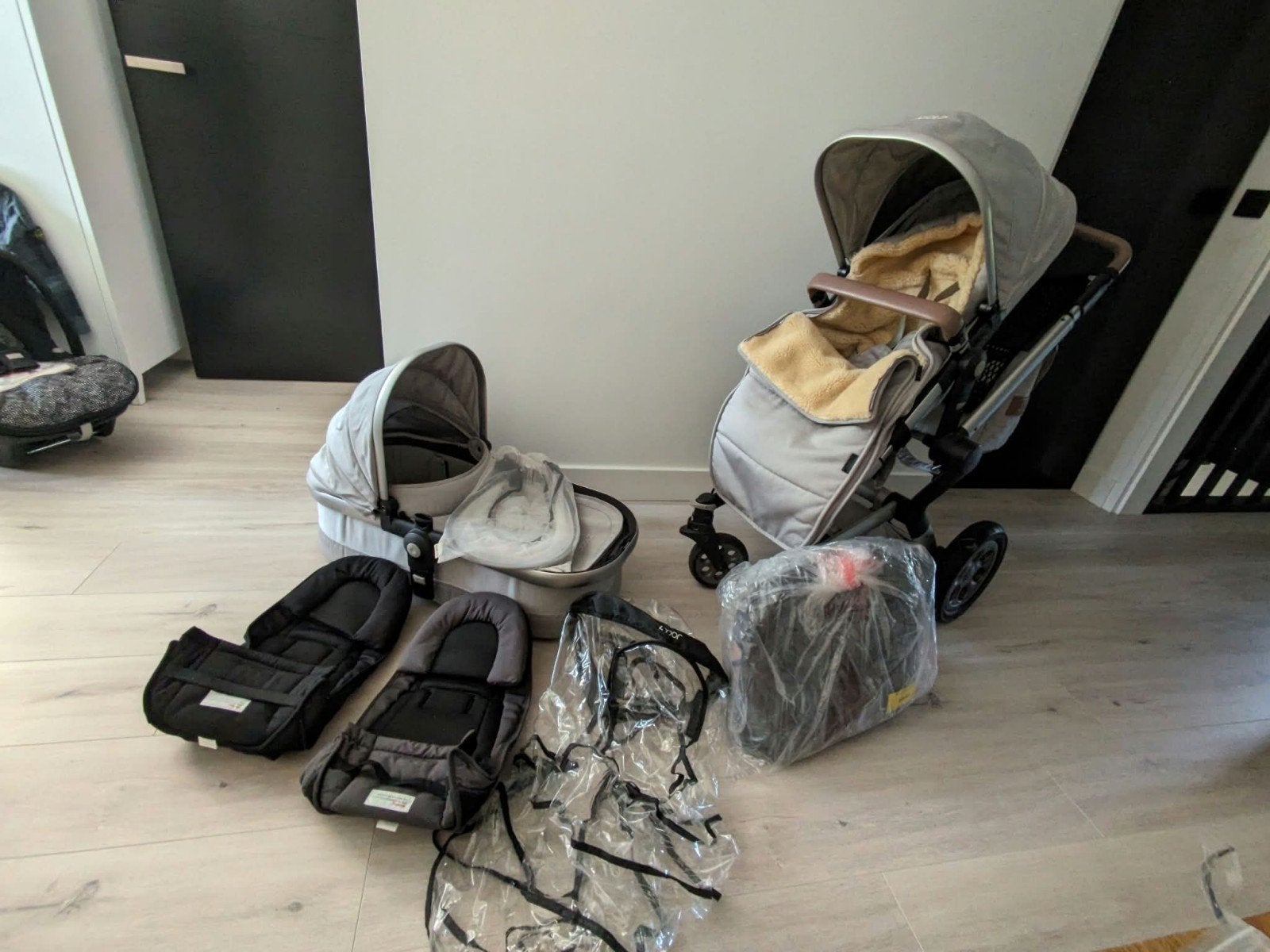 Joolz Day Quadro Kinderwagen Grijs - Complete Set, Kinderen en Baby's, Gebruikt, Luchtbanden, Ophalen, Kinderwagen