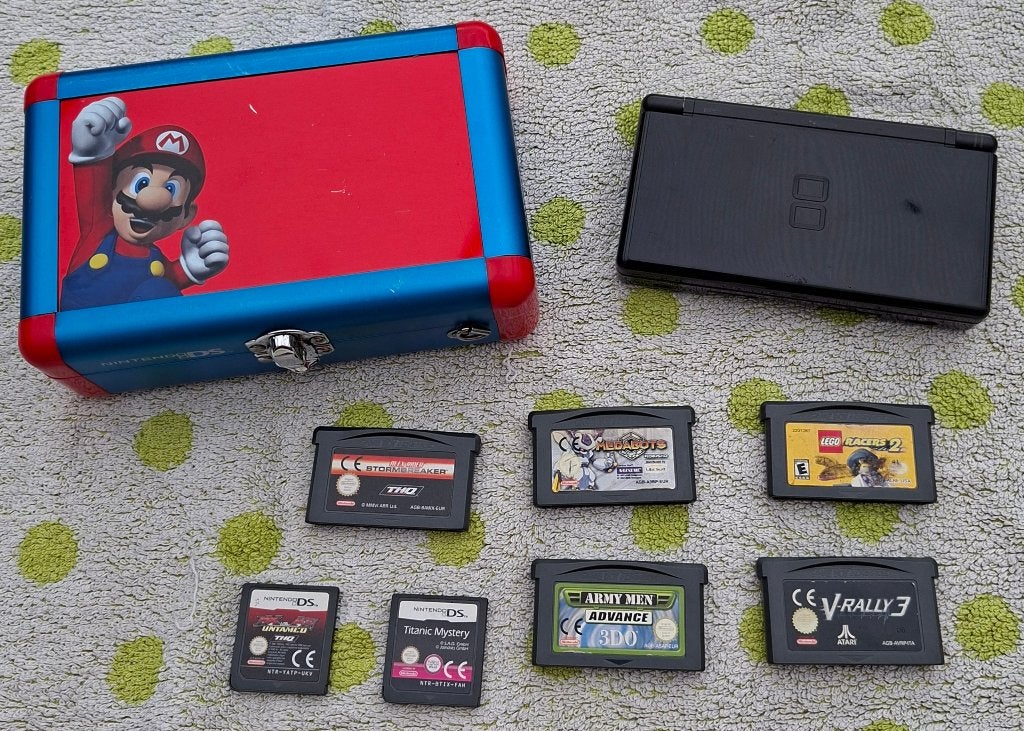 Nintendo DS lite, Spelcomputers en Games, Zwart, Ophalen of Verzenden, Zo goed als nieuw, Met beschermhoes of tas