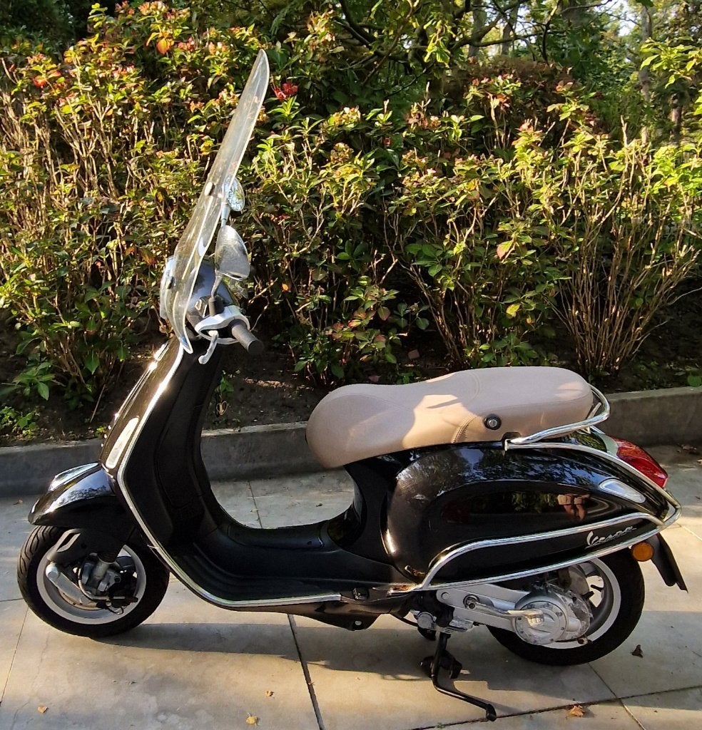Vespa Primavera 50, 1095 km, 1e eigenaar, Ophalen, Gebruikt, Overige modellen, Maximaal 45 km/u