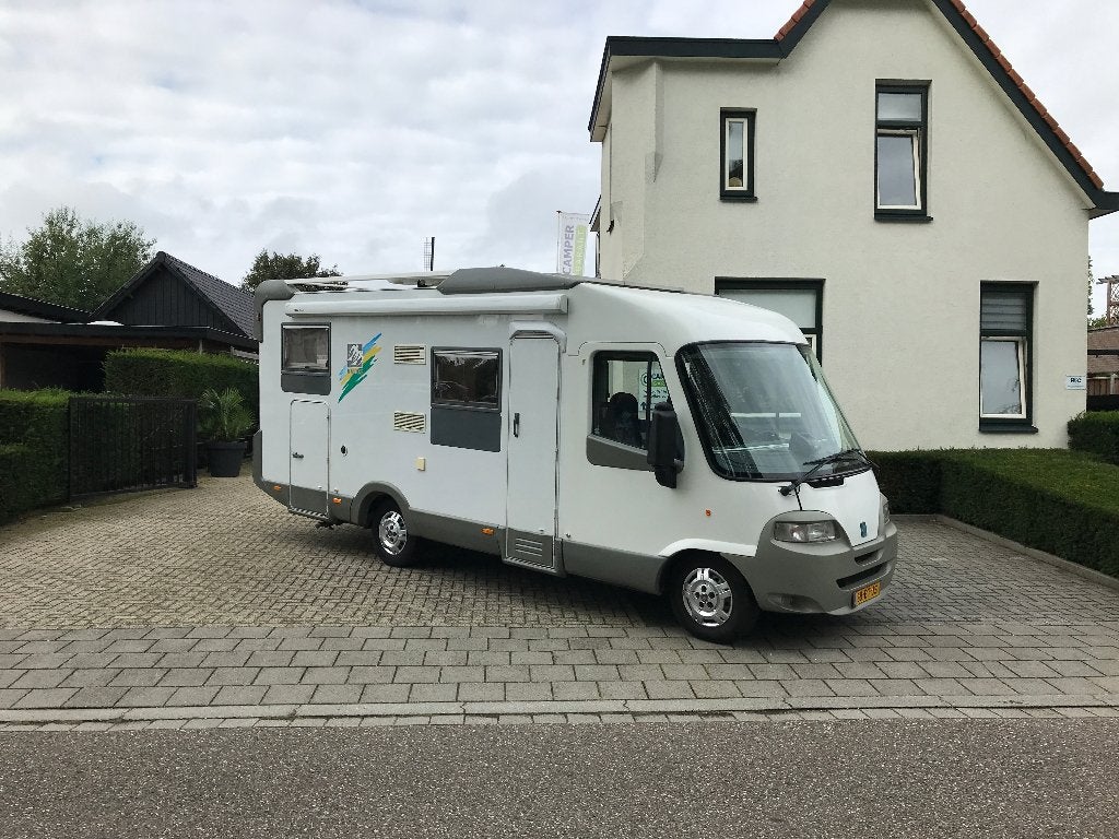Mooie Knaus Travel Liner 708  # Kijk en vergelijk #, Integraal, Fiat, 6 tot 7 meter, Bedrijf