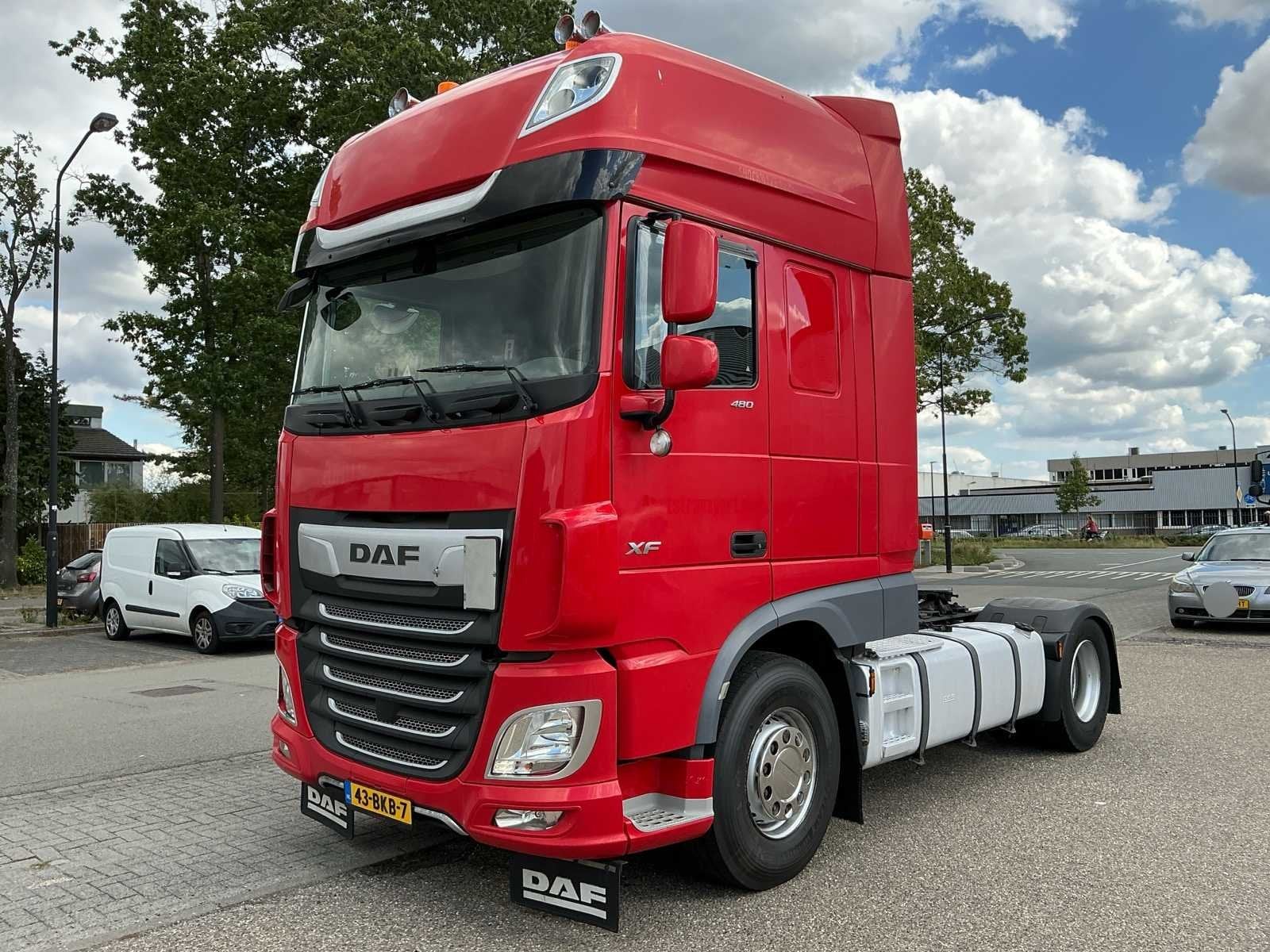 2017 Daf XF480 Vrachtwagen, Auto's, Euro 6, Overige brandstoffen, Origineel Nederlands, Bedrijf