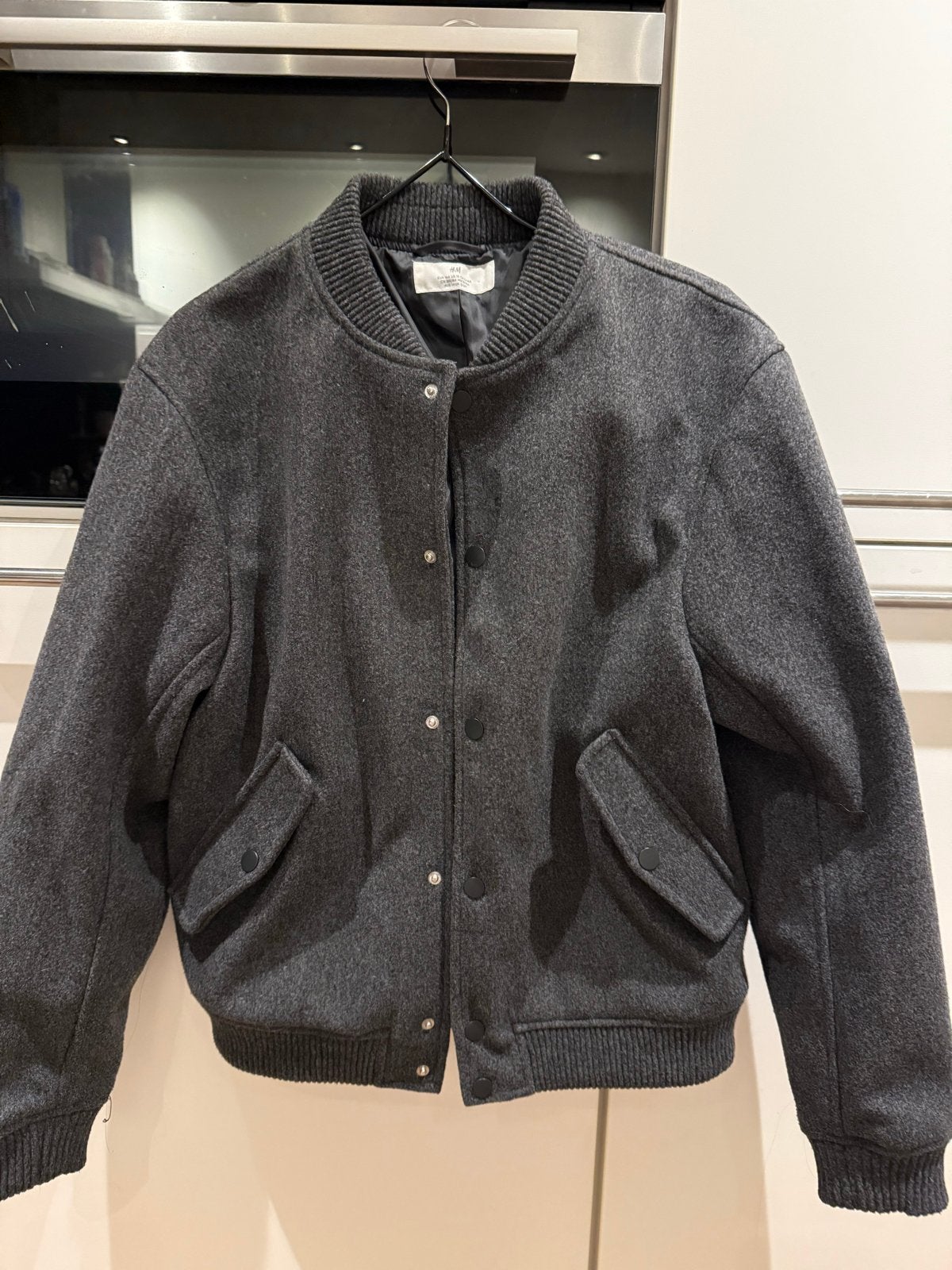 Stoer grijs tussenjasje voor jongens van H&M, maat 164, Ophalen of Verzenden, Zo goed als nieuw, Jongen