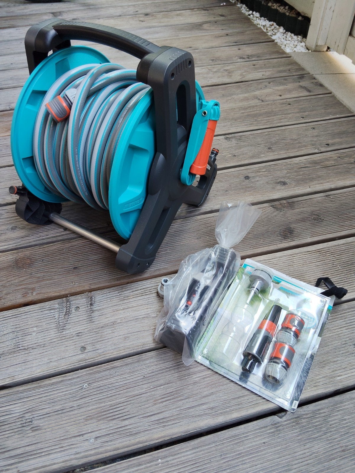 Gardena 20m Tuinslang+haspel met accessoires - Zo goed al, Tuin en Terras, Ophalen, Zo goed als nieuw, Tuinslanghaspel