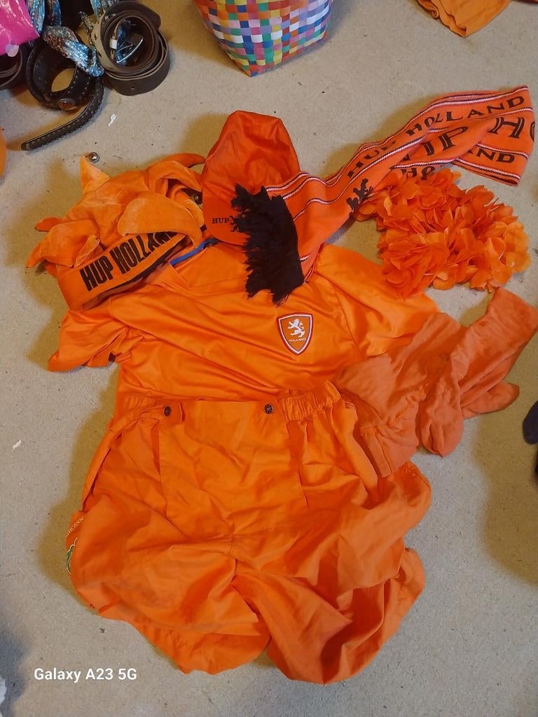 Hup Holland hup. Oranje voetbal spullen., Kinderen en Baby's, Ophalen of Verzenden, Jongen of Meisje