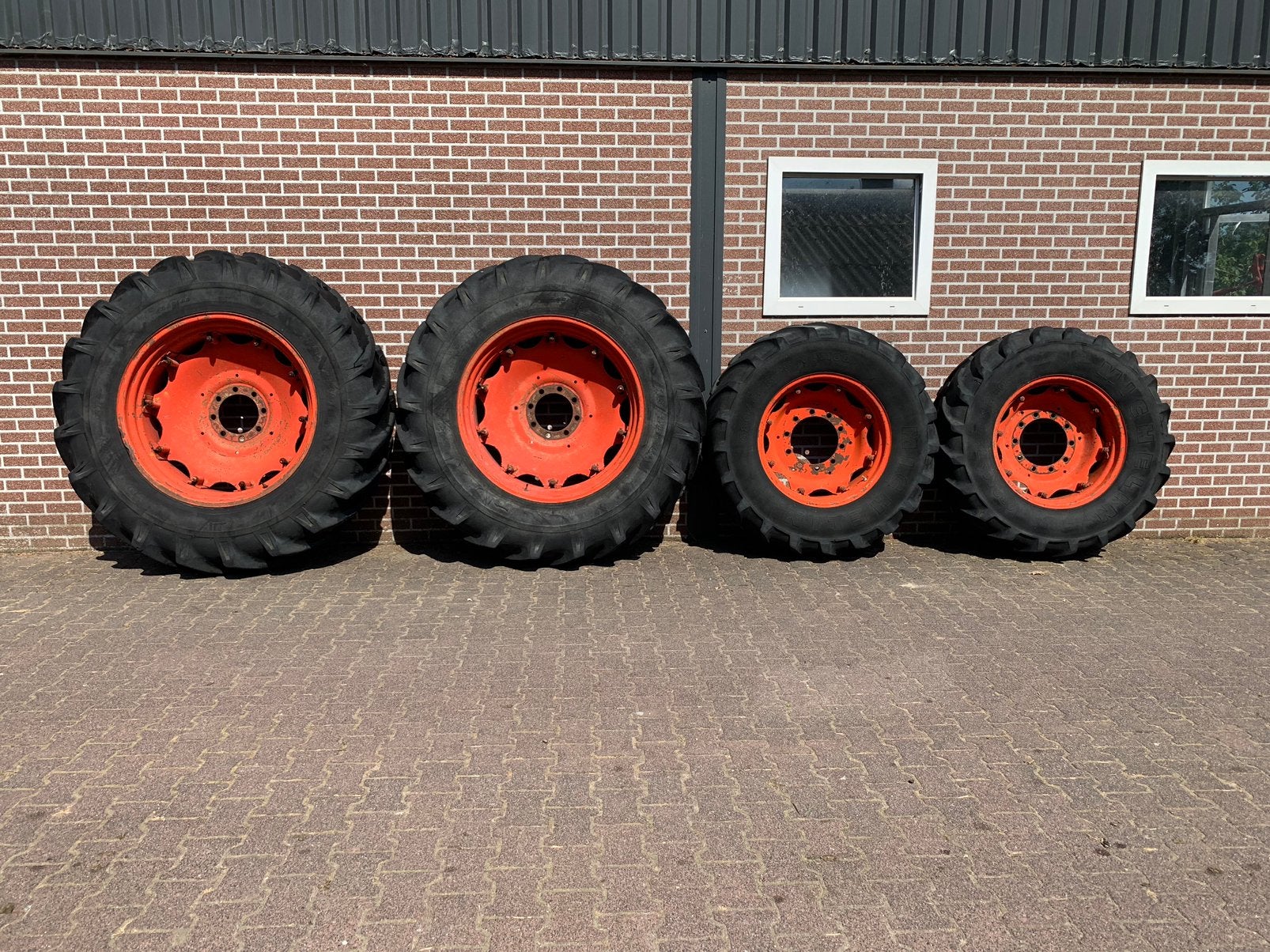 set wielen op Fendt velgen, Zakelijke goederen, Agrarisch | Onderdelen | Banden, Velgen en Assen, Ophalen