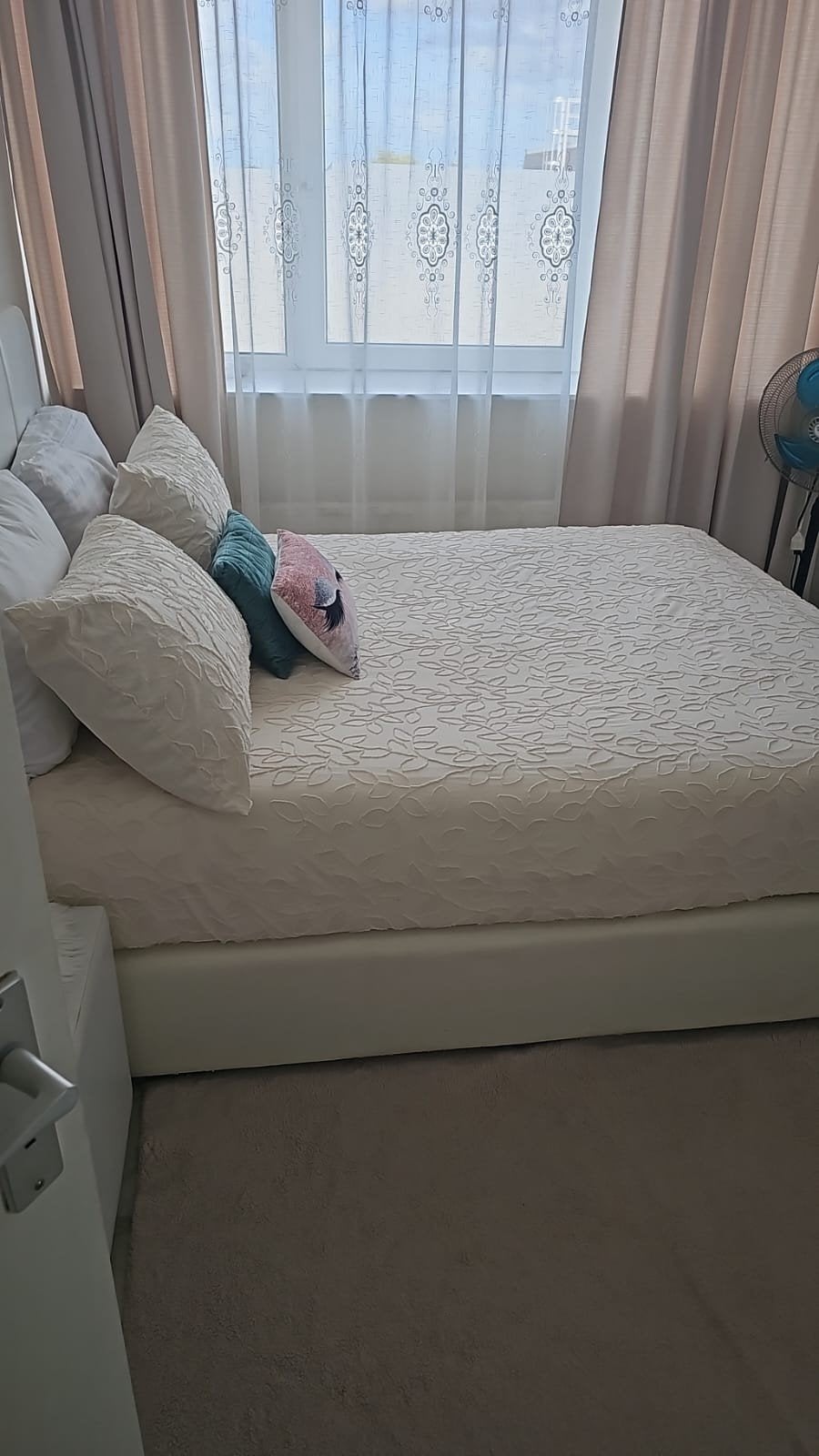Mooie tweepersoons slaapkamer set - zo goed als nieuw, Ophalen, Zo goed als nieuw, Tweepersoons, Modern, minimalistisch, comfortabel