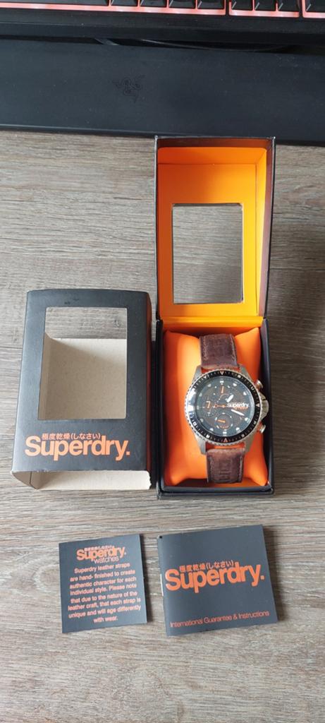 Superdry Polshorloge - Gedragen, Nieuwe Batterij Nodig, Sieraden, Tassen en Uiterlijk, Horloges | Heren, Ophalen of Verzenden