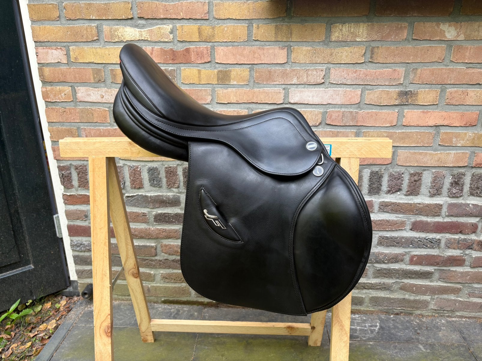 Erreplus JF springzadel 17 inch zwart zadel, Dieren en Toebehoren, Vlakke zit, M (17 inch), Ophalen of Verzenden, Middel
