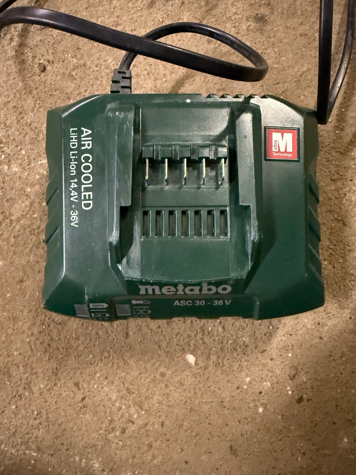 Nieuwe Metabo ASC 30-36 V opladers (3 stuks), Ophalen of Verzenden, Nieuw