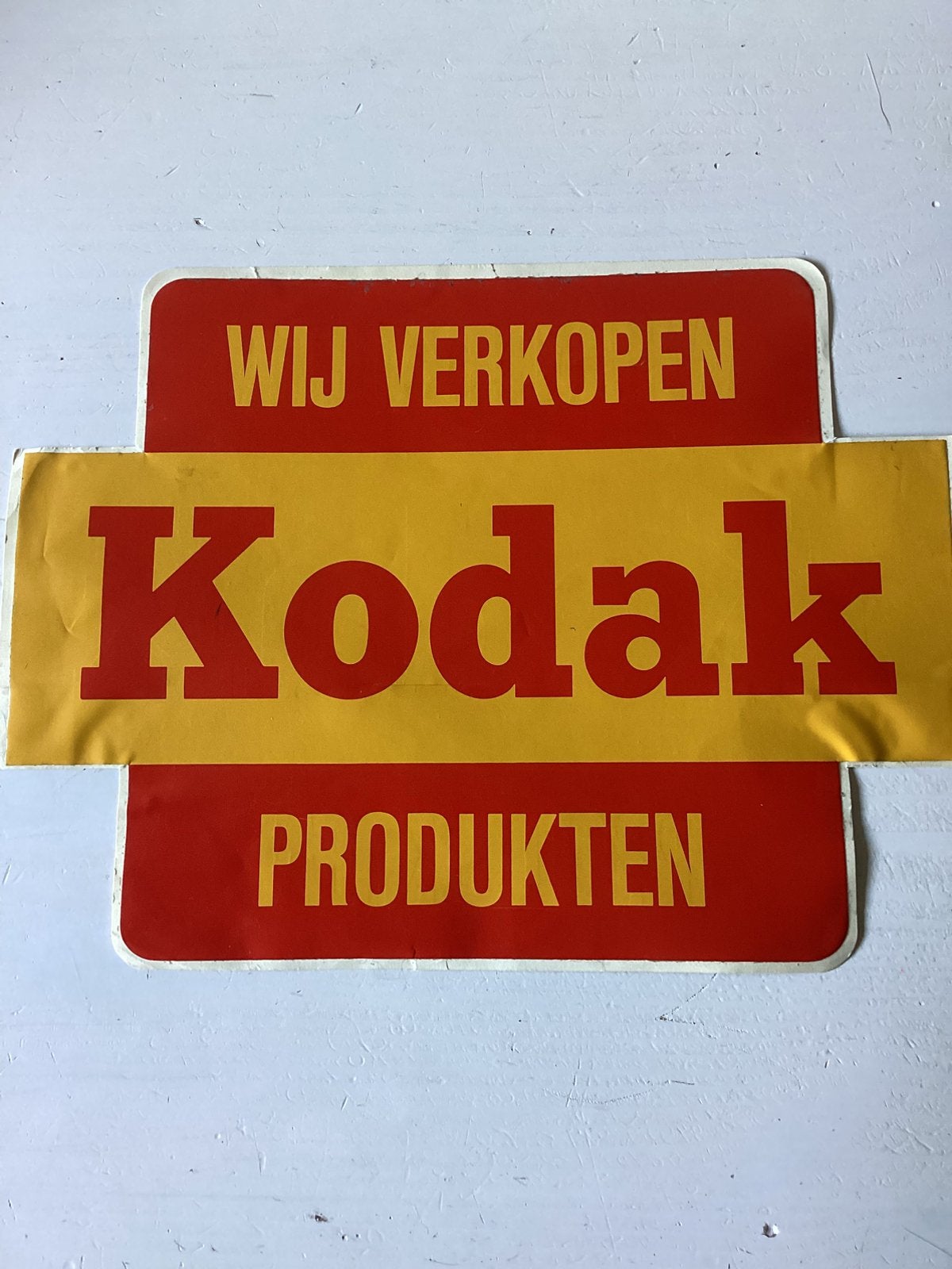 Sticker Wij verkopen Kodak produkten (fotografie), Verzenden, Zo goed als nieuw, Merk