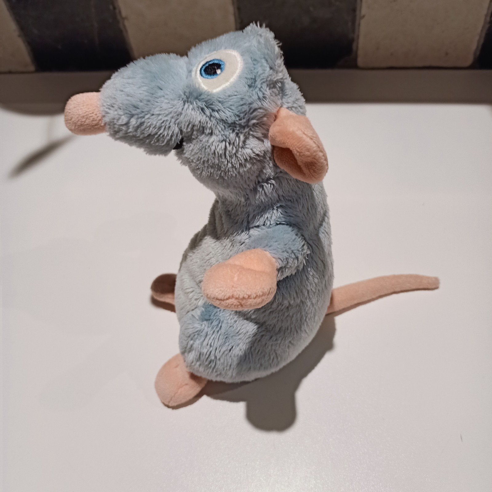 Disney, ratatouille muis Remy., Kinderen en Baby's, Speelgoed | Knuffels en Pluche, Disney, Overige typen, Blauw, Ophalen of Verzenden