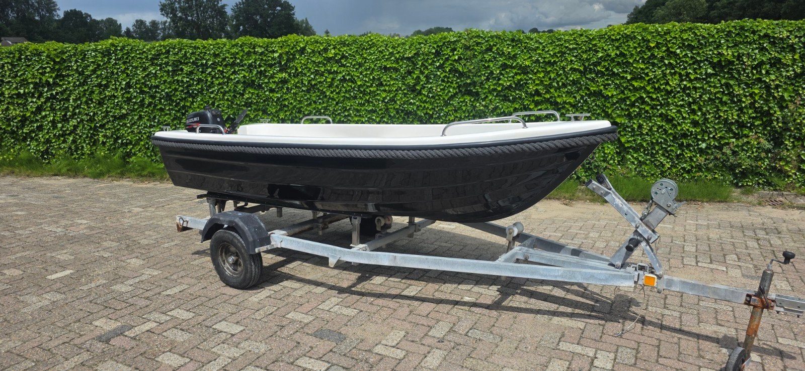 Liberty 3.90 sloep te koop, Watersport en Boten, Sloepen, Ophalen, 4 m, 5 pk, Trailer