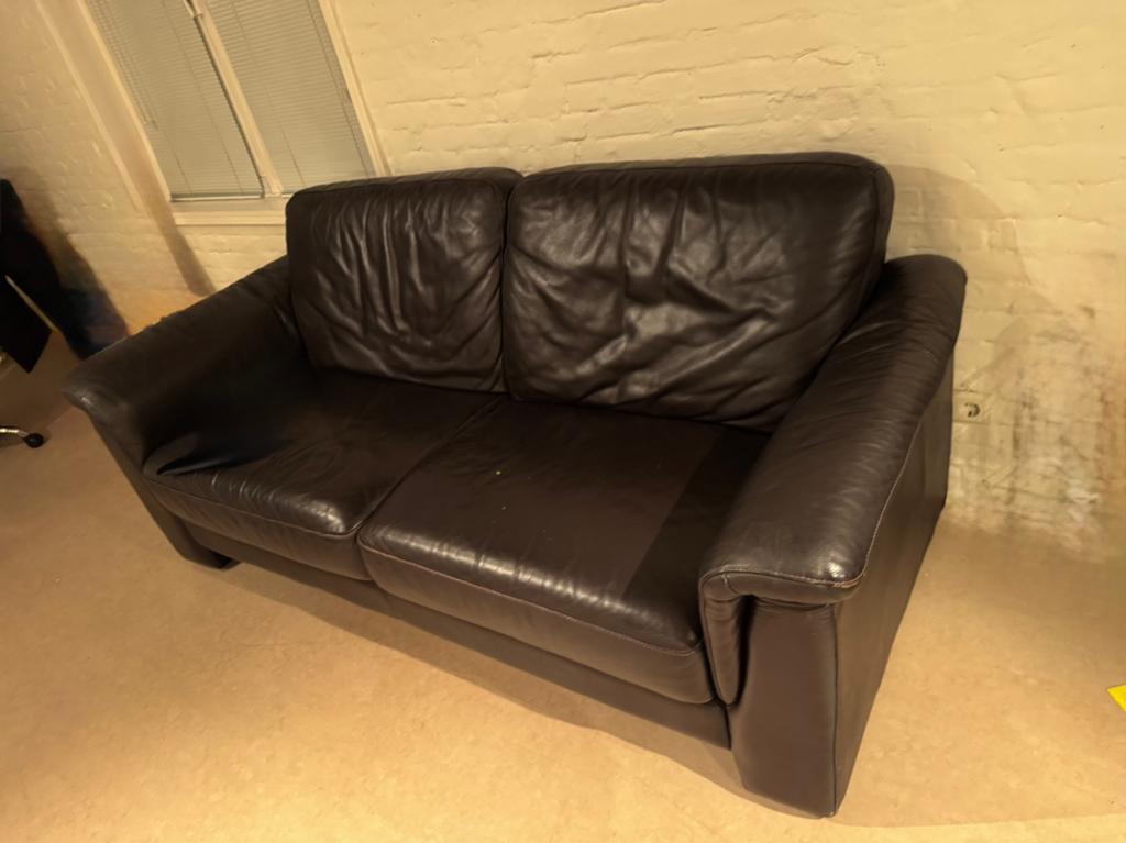 Gratis leren bank, Huis en Inrichting, Banken | Sofa's en Chaises Longues, Ophalen of Verzenden, Zo goed als nieuw, 75 tot 100 cm