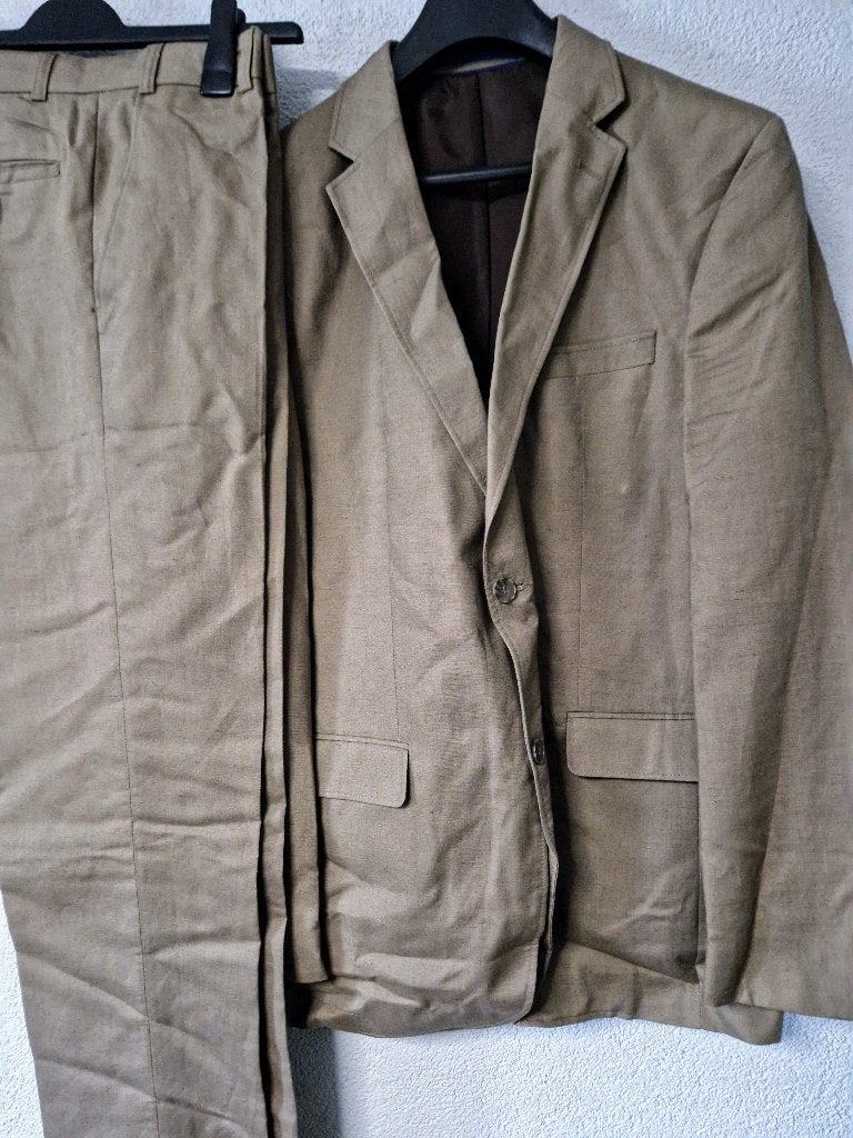 Prachtig linnen achtig pak taupe bruine Maat 98, Verzenden, Nieuw, Overige maten, Bruin