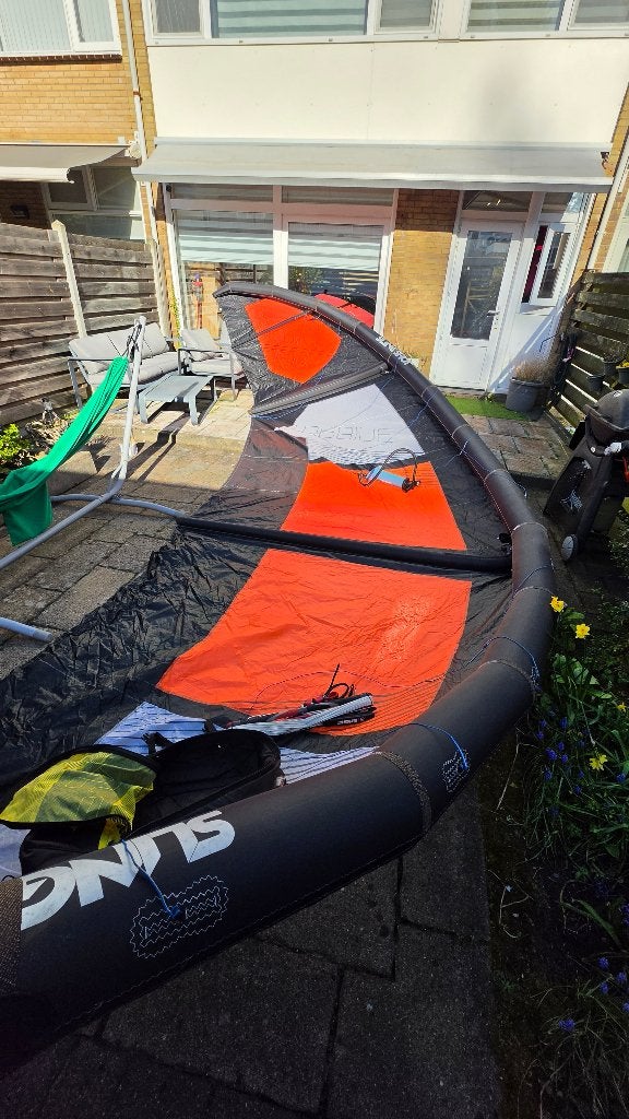 Kitesurf Set(of los): 1 Kite 17'',1 Board,pakken,harness etc, Watersport en Boten, Kitesurfen, Gebruikt, 16 m² of meer, Kitesurf-set