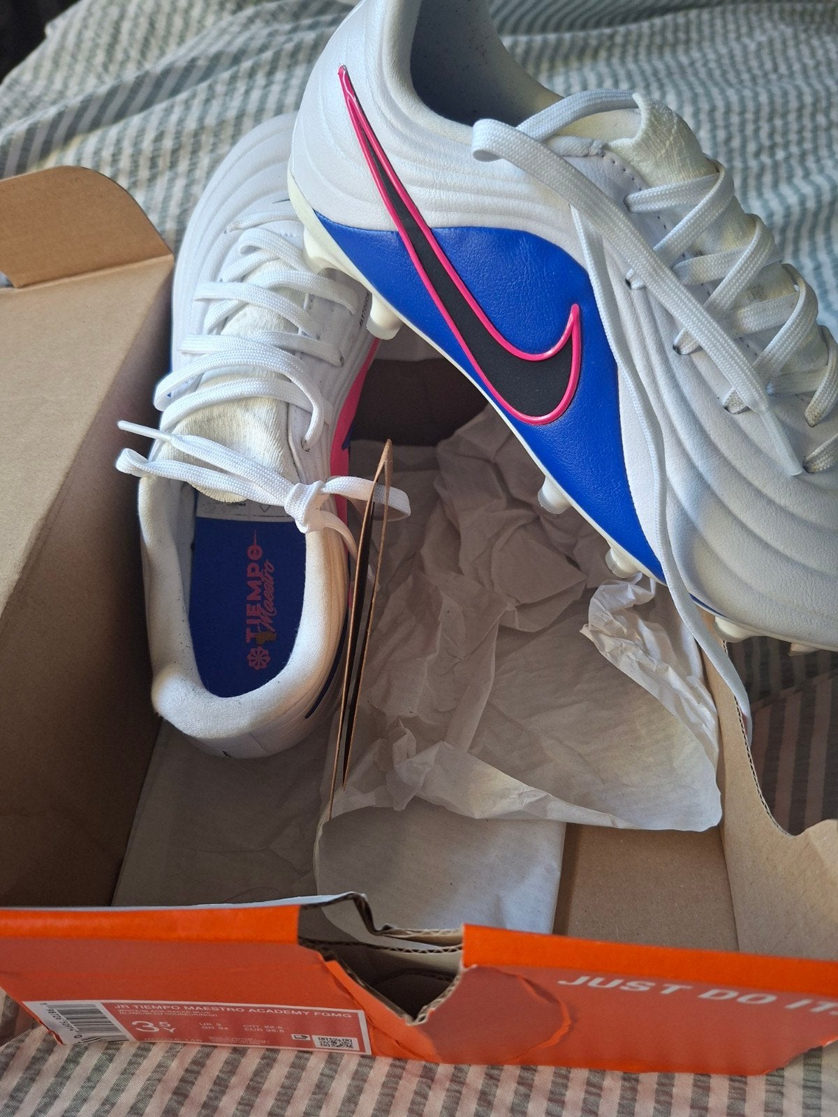Nieuwe Nike Tiempo Maestro Academy voetbalschoenen, Ophalen of Verzenden, Nieuw, Schoenen