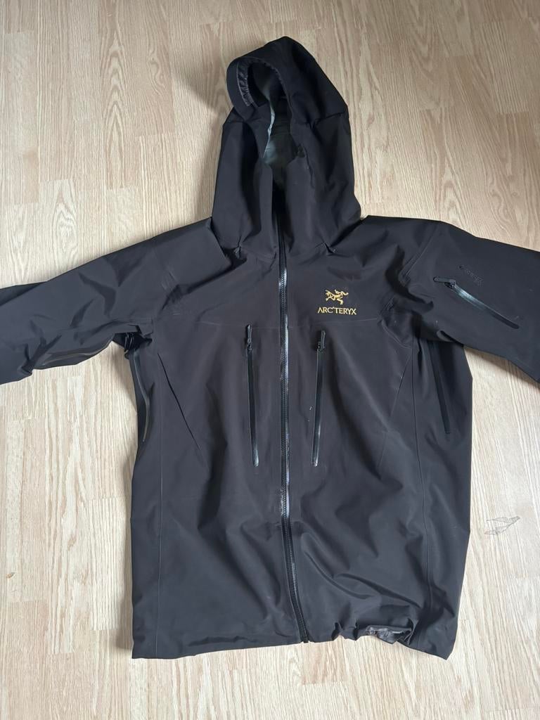 Arcteryx windbreaker, Ophalen, Zo goed als nieuw, Maat 52/54 (L), Zwart