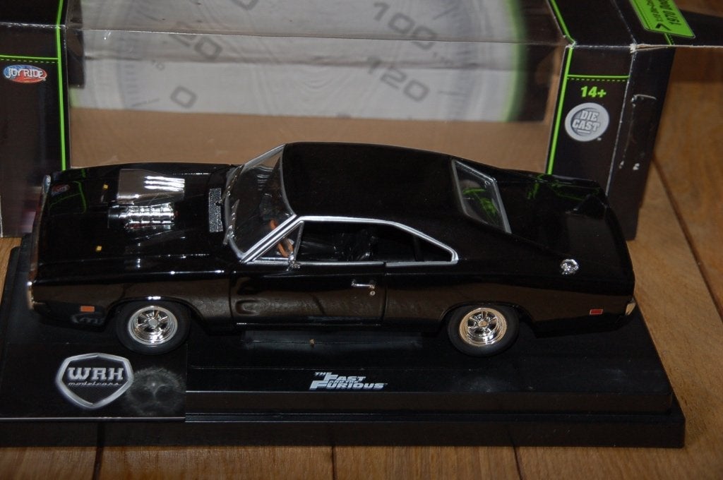 1:18 DODGE CHARGER DOM Fast and Furious Joyride WRH, Verzenden, Zo goed als nieuw, Auto, ERTL