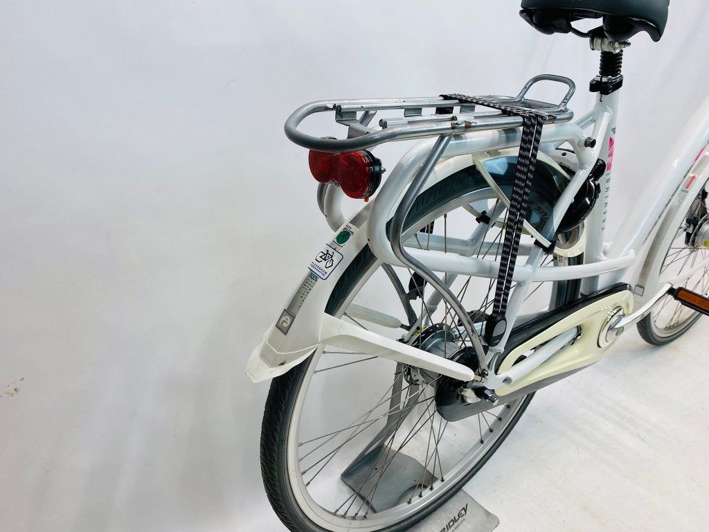 BATAVUS Mambo damesfiets M-53cm – dichte kettingkast, Fietsen en Brommers, Fietsen | Dames | Damesfietsen, Versnellingen, Batavus