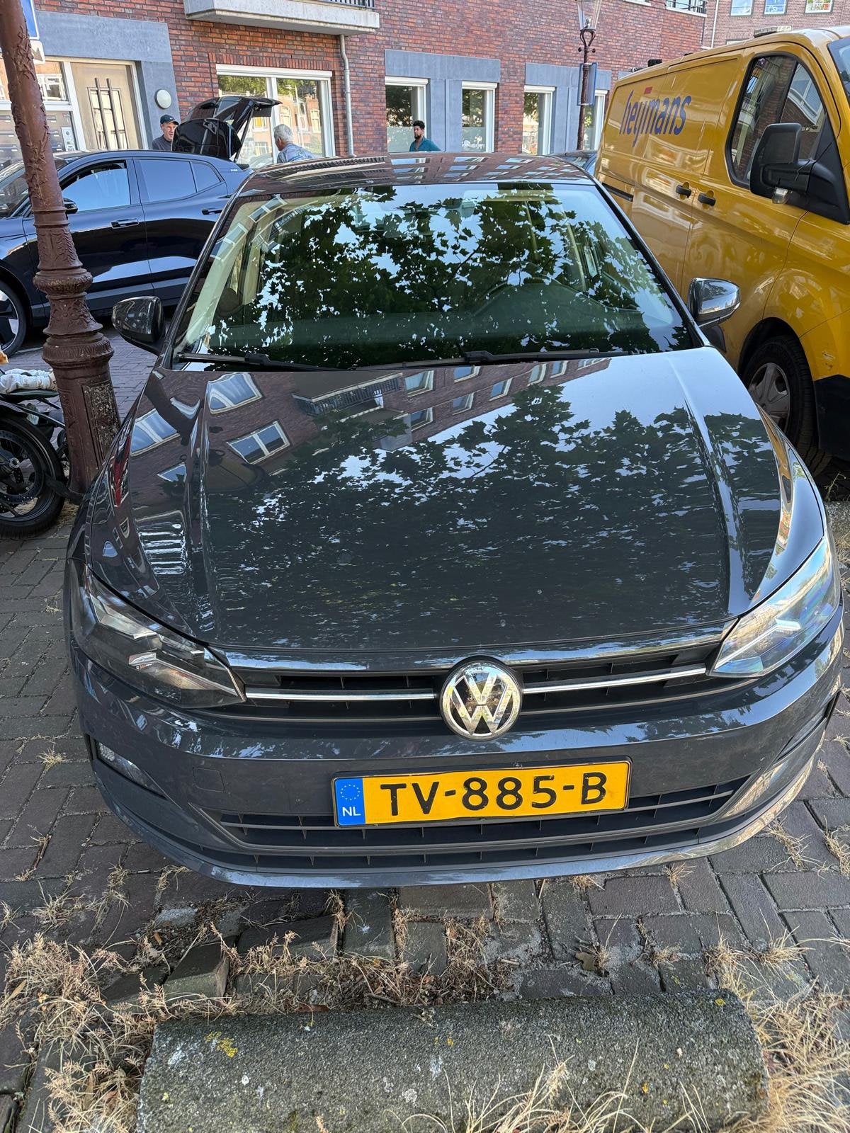 Volkswagen Polo 1.0 TSI grijs  – 2018 | 97 pk | 101.742 km, Voorwielaandrijving, 40 €/maand, Origineel Nederlands, Handgeschakeld